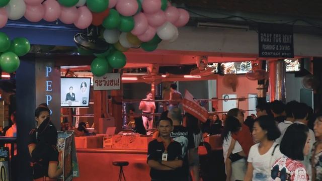 Паттайя. Walking Street. День рождения Макса Indy Travel. Новая камера.