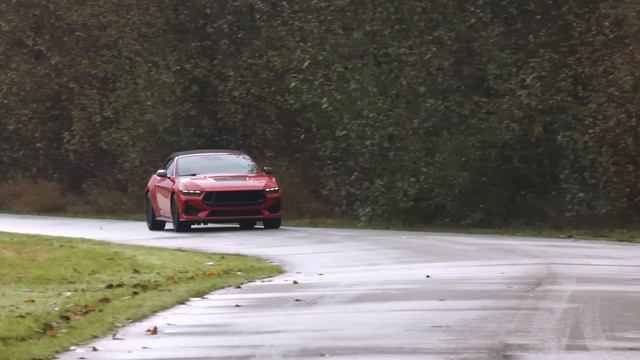New 2024 Ford Mustang GT Convertible Is Old School With New Tricks смотреть онлайн