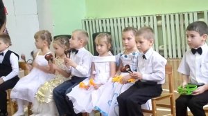 Шумовой оркестр на «Дне матери» в детском саду «Росинка»