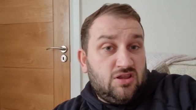 Man Utd stars react to the return of Cristiano Ronaldo. смотреть онлайн