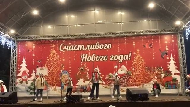 Ансамбль современной хореографии"РАДУГА "-Флешмоб "Снежок" смотреть онлайн