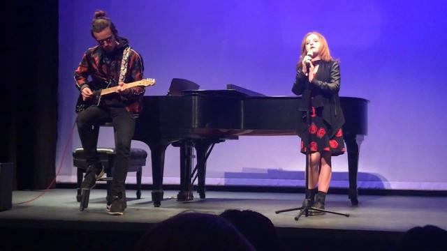 Milly Shapiro - A Mess Like This - the DO смотреть онлайн