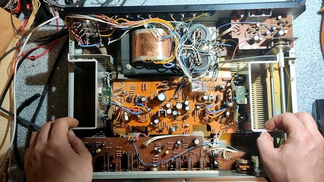 Akai Am 2400 усилитель, круто конечно, но только для 76 года
