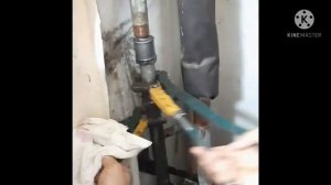 Менять стояк. Холодной воды?