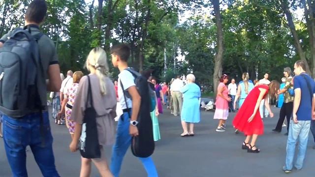 Kharkiv Харьков Танцы Я готов целовать песок Сад Шевченко 2020 смотреть онлайн