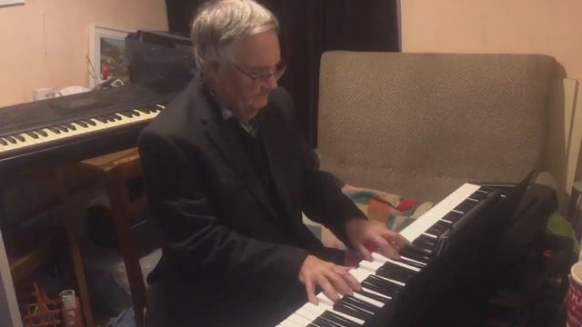 Arranging for a better piano sound Kawai ES110 with Alex Govier смотреть онлайн