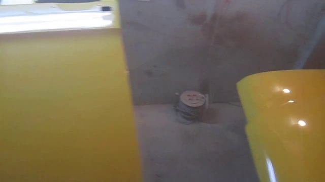 Мастерска Интерактивной Реставрации: Первый слой акрила на дверях и капоте ГАЗ-310221 "Ириска" смотреть онлайн