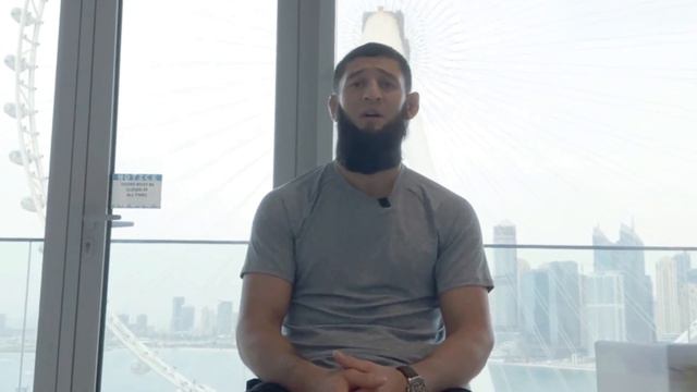 Хамзат Чимаев: Я сумасшедший, за это меня и любят! Свежее интервью смотреть онлайн