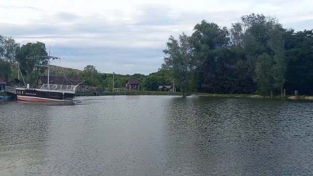 Пруд на турбазе "Бригантина" Хвалынск, 29 июля 2023 смотреть онлайн