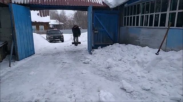 Мега-супер самодельный скребок снега смотреть онлайн