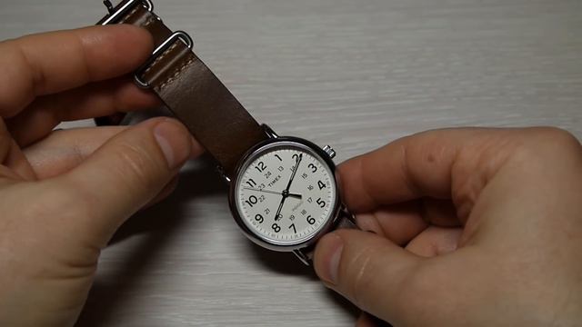 Timex Weekender 40   /  Timex Weekender T2P495