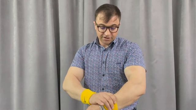 Обзор на напульсники Nike желтого цвета | Повязка предохраняющая от травм на тренировках! смотреть онлайн