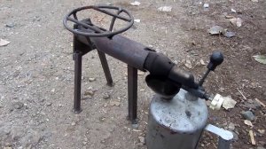 Таганок для гаража (под бензиновую паяльную лампу)