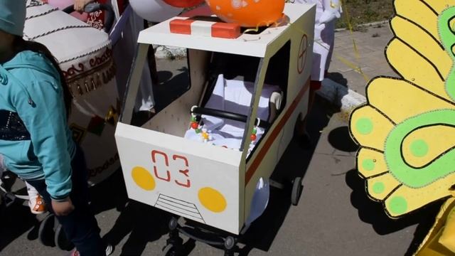Парад колясок посвященный Дню Защиты детей смотреть онлайн