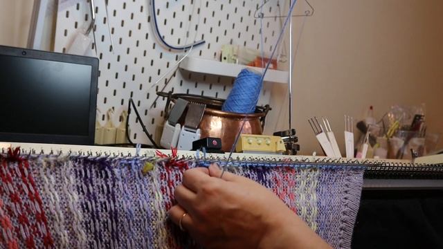 Планка простым способом на любой вязальной машине. смотреть онлайн