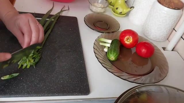 Бесподобный салат из доступных продуктов. Қазақша рецепт. смотреть онлайн