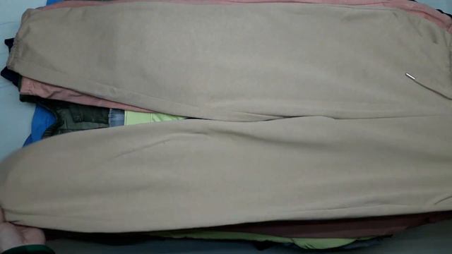 20356 Толстовки, штаны муж/жен 84761 (cream/extra) 2 пак 20.3кг 11.95€/кг 55шт смотреть онлайн