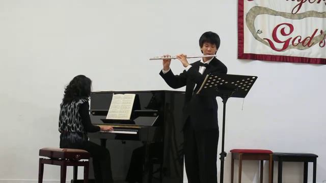 Handel Flute sonata in Bm BWV.367b Mvt. 5~7 played by Jeff Lin смотреть онлайн