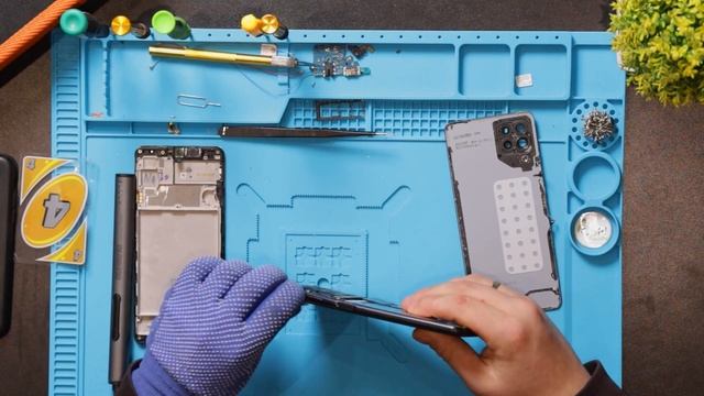 Samsung A22 LCD SCREEN REPLACEMENT DAMAGED DISPLAY REPAIR SM-A225F by Gsm Guide смотреть онлайн