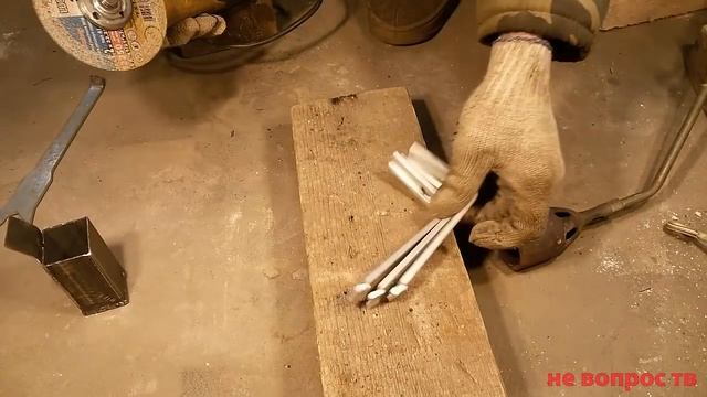 Плавка Алюминия Своими Руками в Домашних Условиях / Гараже смотреть онлайн