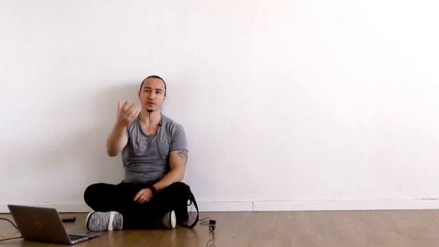 Будь здесь | философия йоги | ЙогаБанда смотреть онлайн