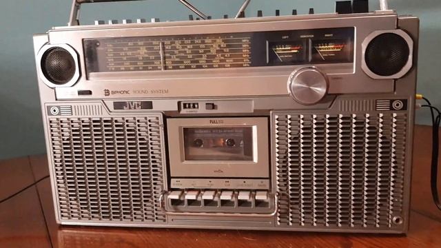 JVC RC-828 JW(1977) и смартфон смотреть онлайн