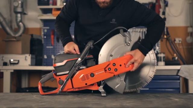 How to tension the belt on your Husqvarna K 970 power cutter смотреть онлайн