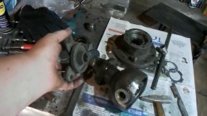 Узел перелома поворота вездехода из поворотного кулака УАЗ сборка и чертежи.mp4