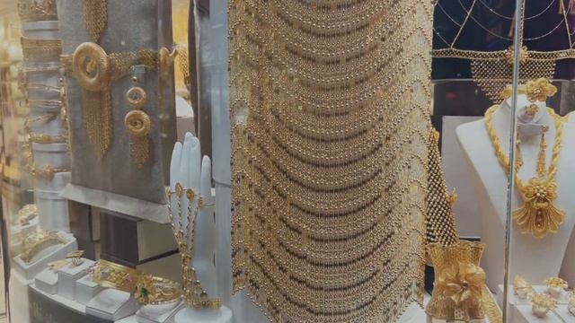 Dubai gold souq. a complete tour! #goldsoukdubai смотреть онлайн