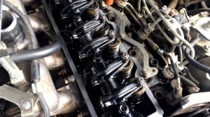 Pajero Sport 4D56 замена прокладки крышки головки блока цилиндров двигателя, паджеро спорт 2.5TD