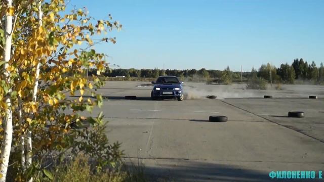 Скоростные гонки в аэропорту. Time Attack Omsk 2016. #эластико смотреть онлайн