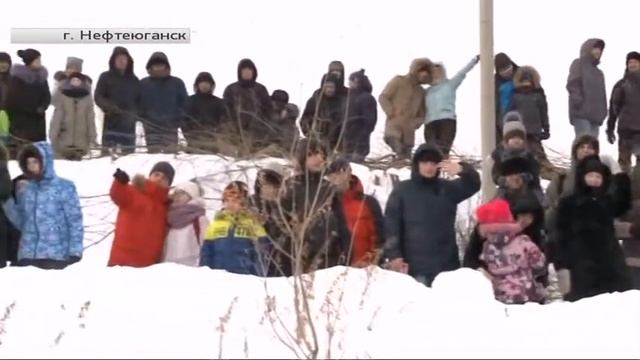 В Нефтеюганске возродили массовый и экстремальный вид спорта - ледовые гонки смотреть онлайн