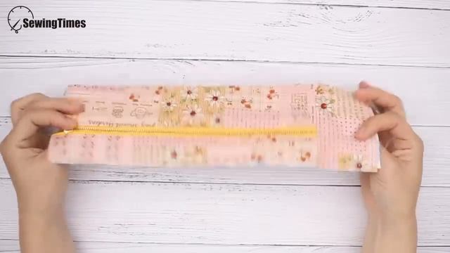 DIY CUTE MAKEUP BAG | Sewing Gift Ideas | round zipper pouch sewing tutorial [sewingtimes] смотреть онлайн