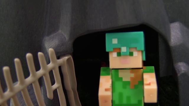 Секреты игры Майнкрафт - Соревнование Стива Майнкрафт и Алекс! смотреть онлайн