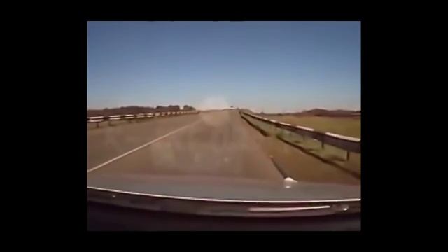 Лом пробил машину под Сургутом смотреть онлайн