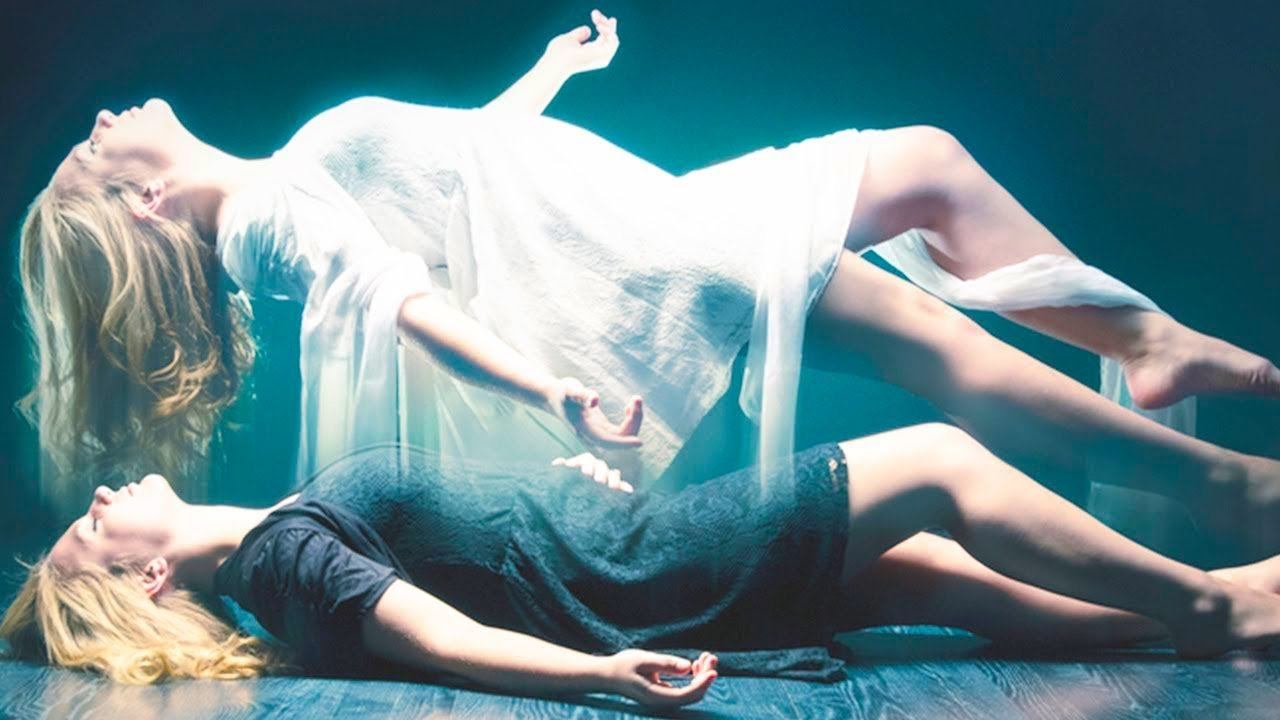 Она пережила КЛИНИЧЕСКУЮ СМЕРТЬ и вот что там УВИДЕЛА смотреть онлайн