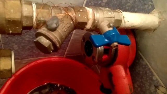 "СТОП" не Прикасаться... если волдыри ржавчины перед главным краном. смотреть онлайн