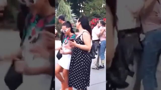 ДОЖДИК, ДОЖДИК, ЛЕЙ смотреть онлайн