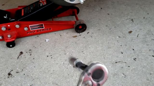 How to Install 2 inch Spacers and Why on a 2002 Chevy Avalanche смотреть онлайн