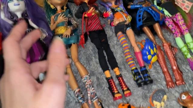 МОЯ КОЛЛЕКЦИЯ КУКОЛ МОНСТЕР ХАЙ // my collection of Monster High dolls смотреть онлайн
