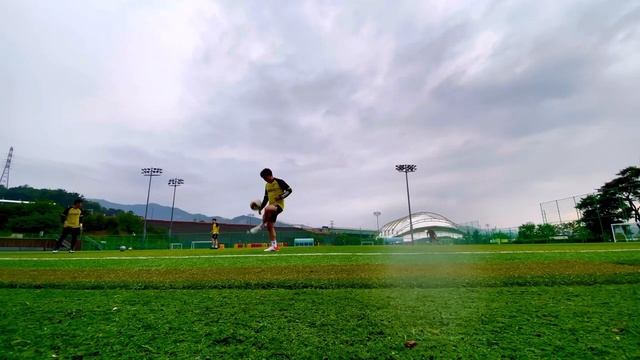 나이키 리액트 티엠포 레전드9 프로 tf / Nike react tiempo legend9 pro tf смотреть онлайн