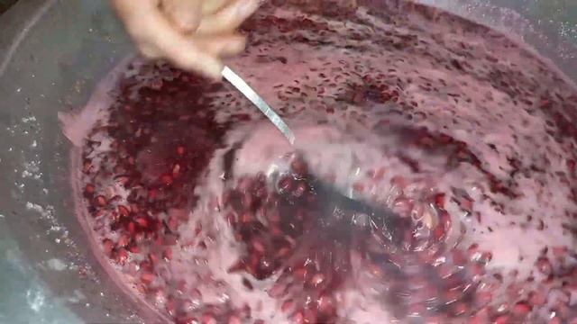 NAR✅️MÜRƏBBƏSİNİN?Nar Varinəsinin hazirlanmasi смотреть онлайн