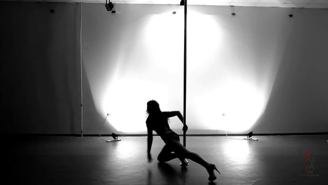 Pole Dance (танец на пилоне) Вера Копылова смотреть онлайн