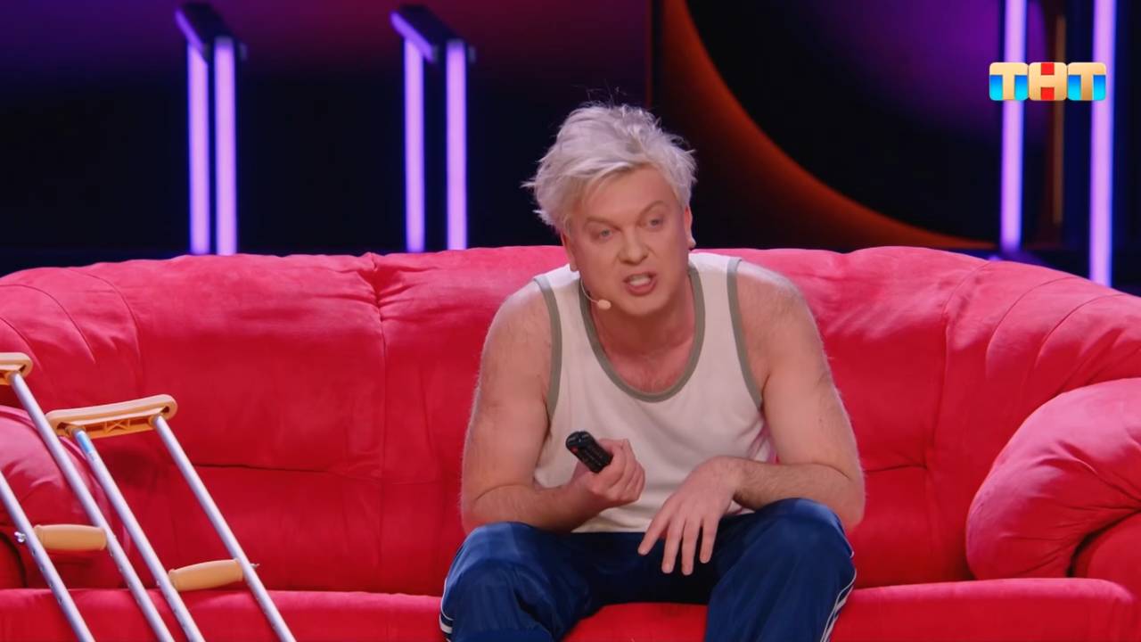 Сергей Светлаков в образе из «Нашей Раши» поддержал тамбовских комиков смотреть онлайн