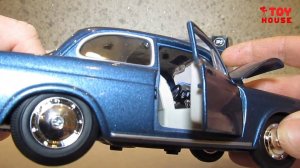 МОДЕЛЬКА VOLKSWAGEN 1600 NOTCHBACK ФОЛЬКСВАГЕН МАСШТАБ 1/24 распаковка и обзор! Про машинки!