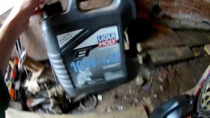 АВТОМОБИЛЬНОЕ МАСЛО В МОТОЦИКЛ / ЛУКОЙЛ В СПОРТБАЙК