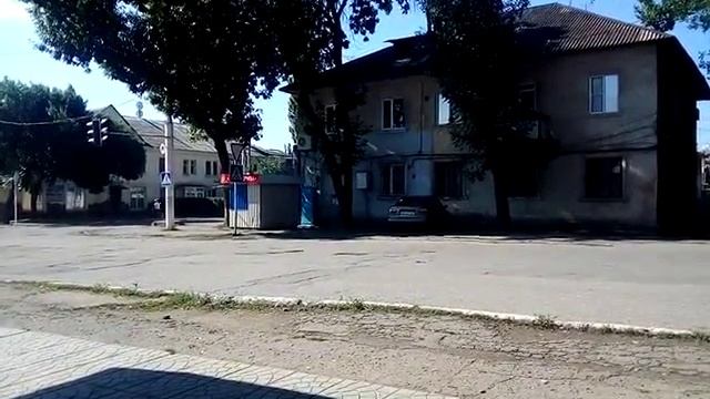 Стаханов, ЛНР В районе Водолечебницы Снято 18 июля 2018 г смотреть онлайн