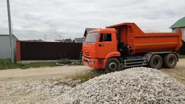 УралАвтоСтрой. Доставка щебня 20/40 смотреть онлайн