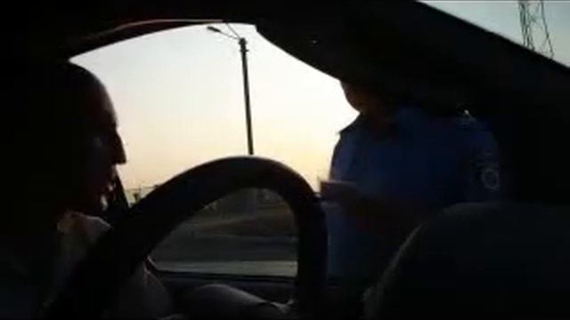 Юрист против гаишника.flv смотреть онлайн