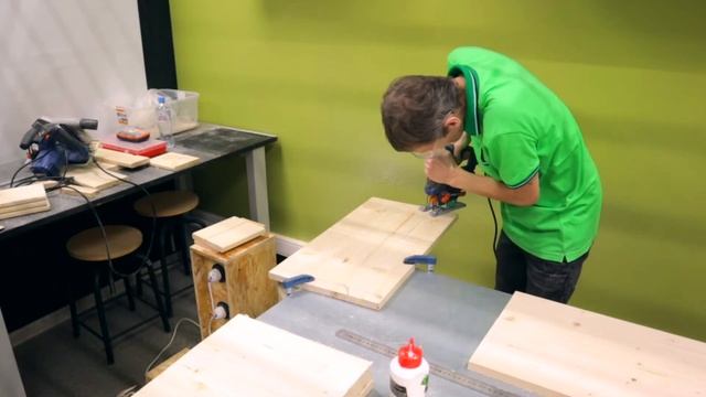 Как сделать детский стульчик из дерева своими руками/ Творческий мастер-класс/ Леруа Мерлен смотреть онлайн